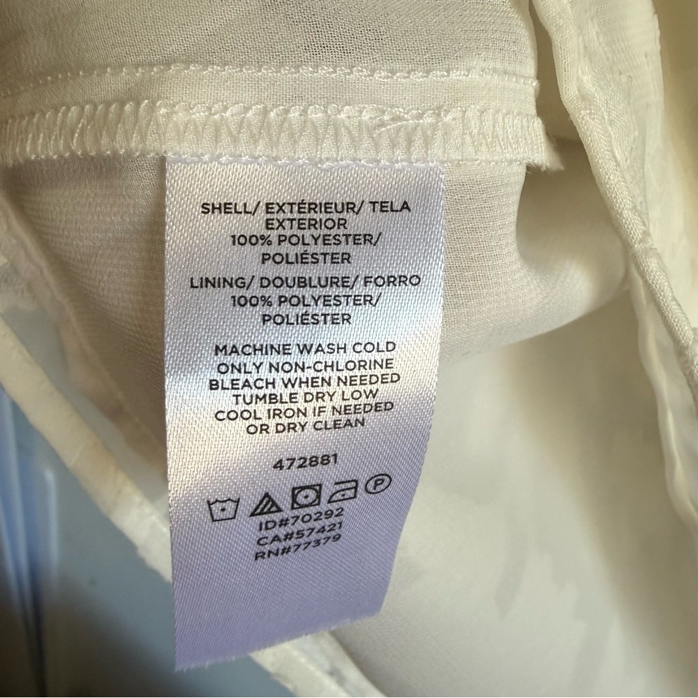 Ann Taylor Factory Ivory Floral Burnout Pleated Blouse Petite Large NWT - Picture 6 of 8